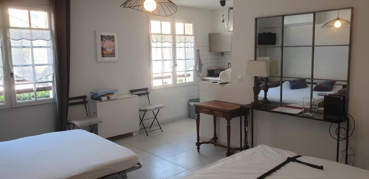 Apartment Avec Parking Prive *